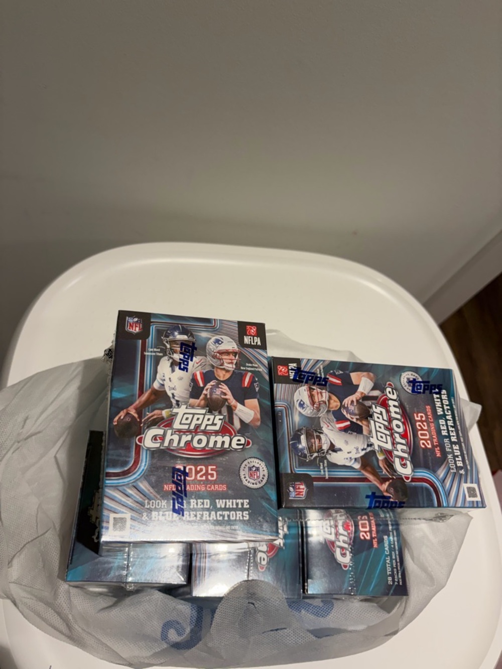 LOT OF 6 - Topps Chrome NFL 2025 - Factory sealed